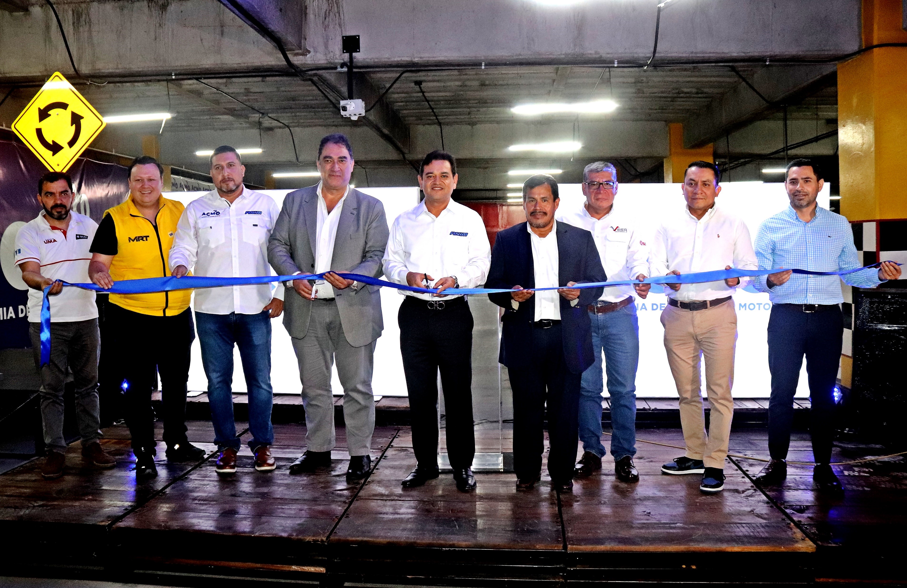 La Asociación de Importadores de Motocicletas inaugura ACMO, una academia de manejo que fortalece la seguridad vial en Guatemala